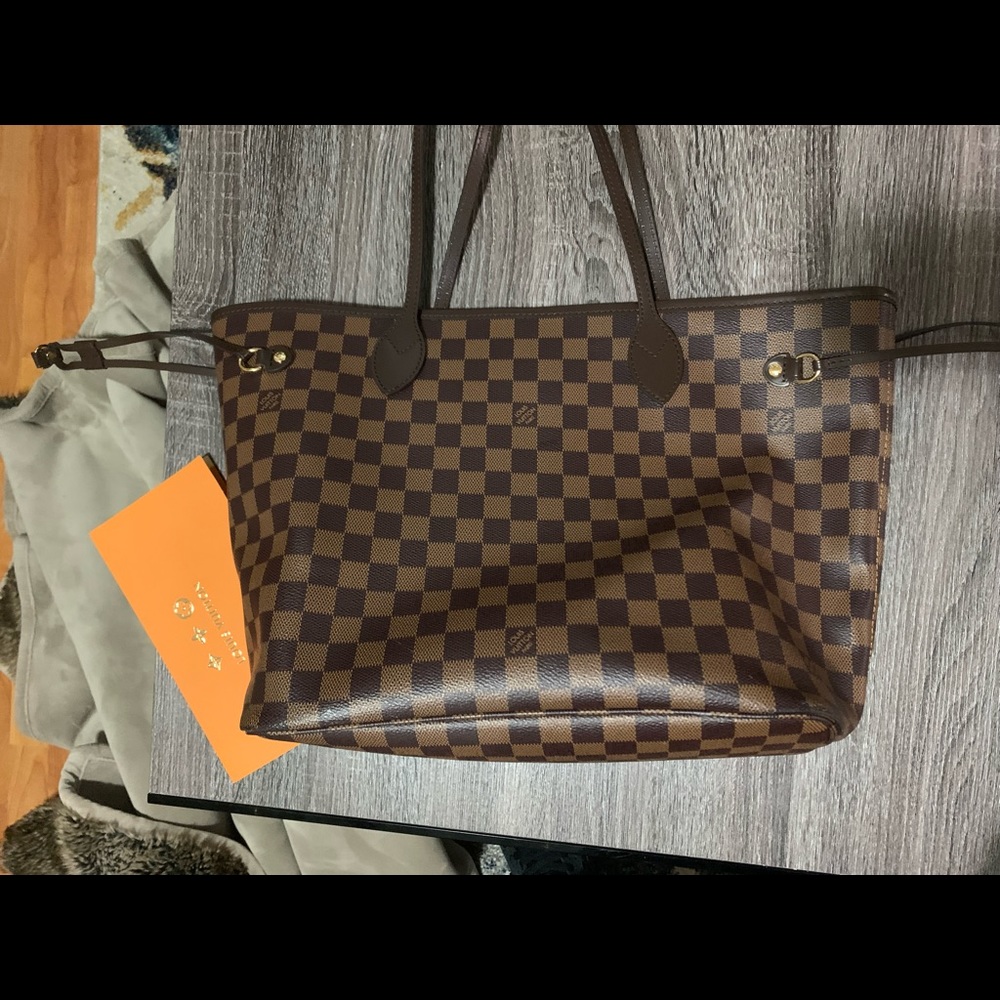 Louis Vuitton Neverful ebene MM - Picture 9 of 16
